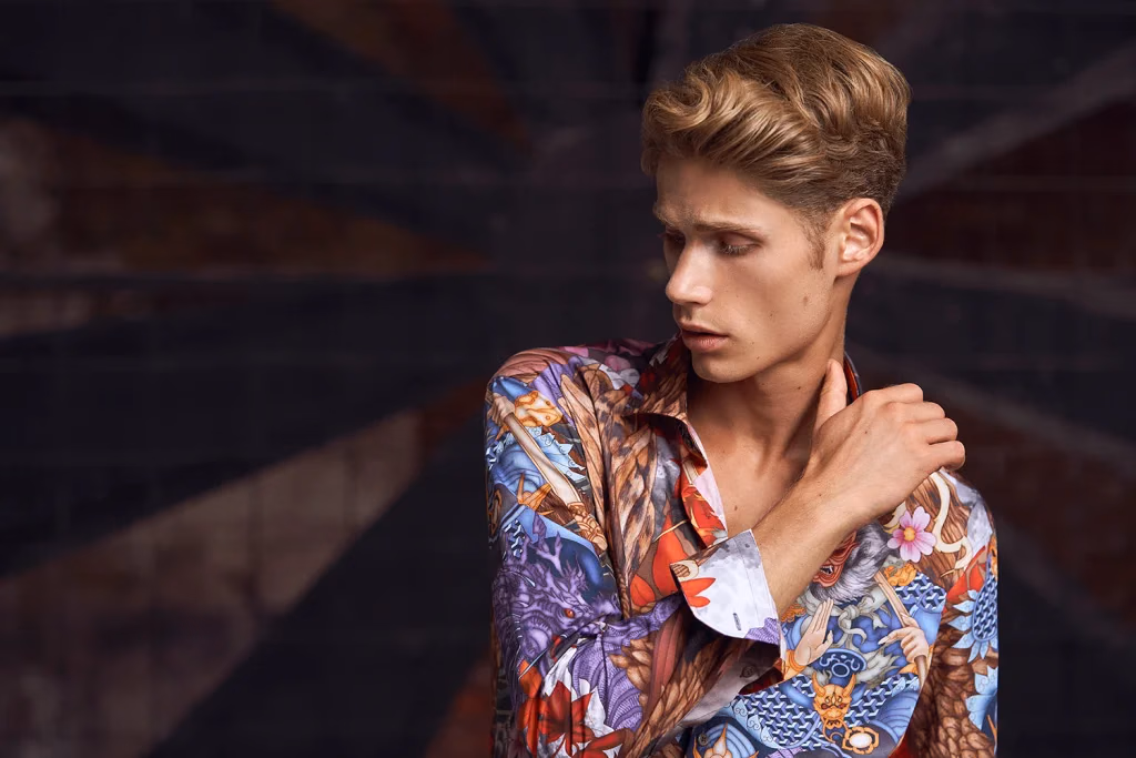 Grosvenor London kampanyası, gömlek, erkek model portresi, doğal ışık, İstanbul moda fotoğrafçısı Şems Erik