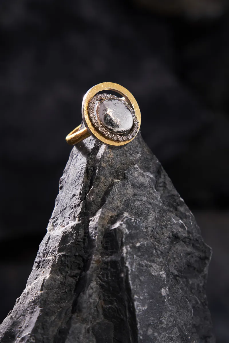 Mosi Jewelry Age of Lights koleksiyonu, kare 5: yüzük taş üzerinde ürün imaj çekimi, Ankara takı fotoğrafçısı Şems Erik