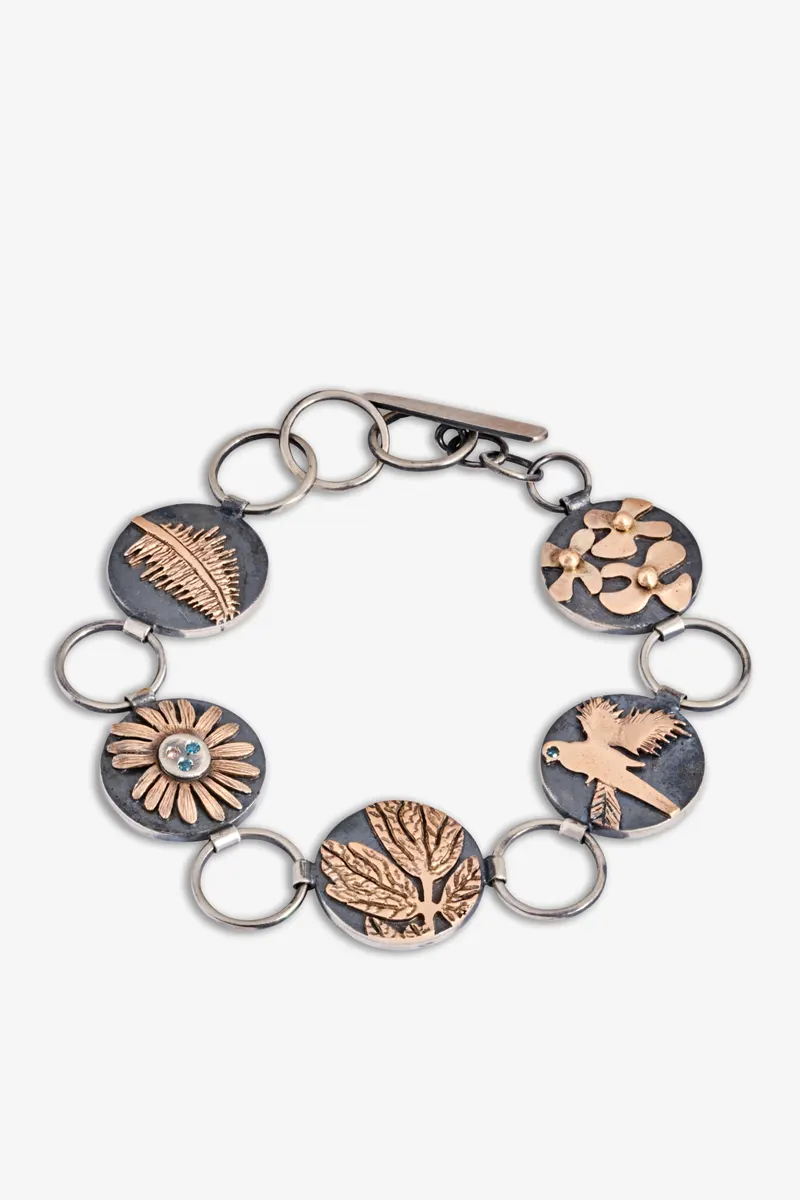 Mosi Jewelry Fairytale koleksiyonu, kare 11: bileklik beyaz fonda ürün katalog çekimi, Ankara takı fotoğrafçısı Şems Erik