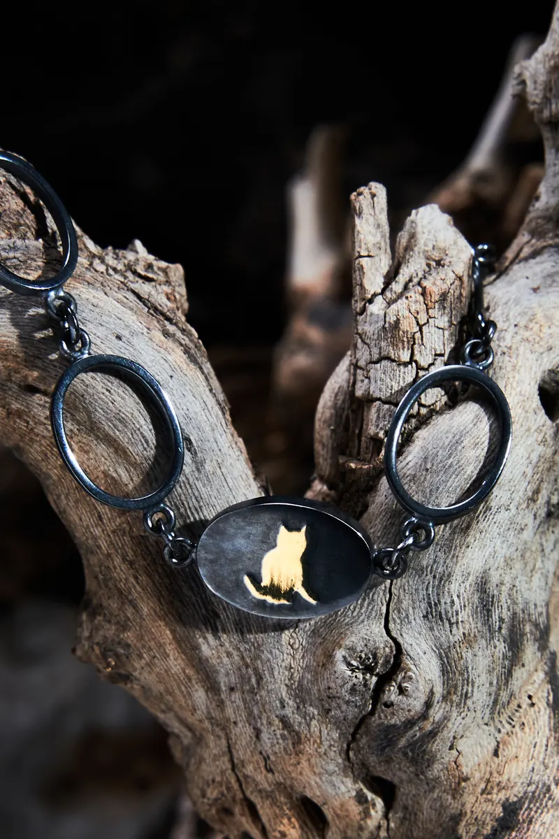 Mosi Jewelry Lucky Charm koleksiyonu, kare 11: bileklik taş üzerinde ürün imaj çekimi, Ankara takı fotoğrafçısı Şems Erik