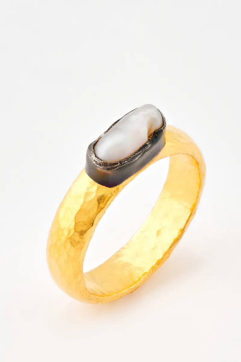 Mosi Jewelry Whispers Pearl koleksiyonu, kare 6: yüzük beyaz fonda ürün katalog çekimi, Ankara takı fotoğrafçısı Şems Erik